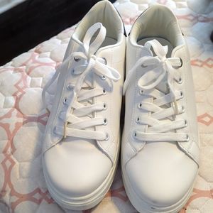 Madden Girl Sneakers Size 8.5